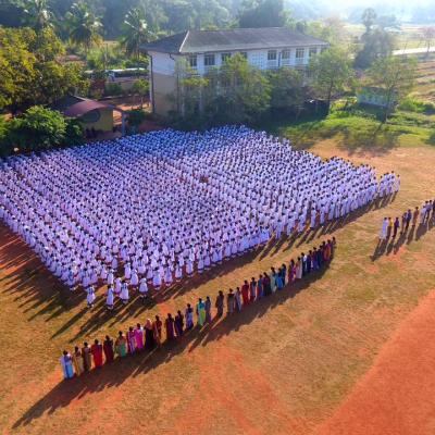 883d95b5 46f5 45c7 9d86 66c3adbf55f4